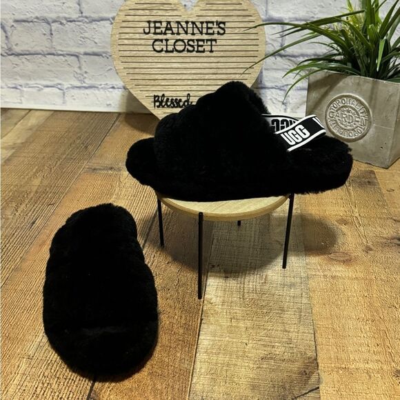 UGG® Fluff Yeah Slide Sandal - Picture 3 of 9